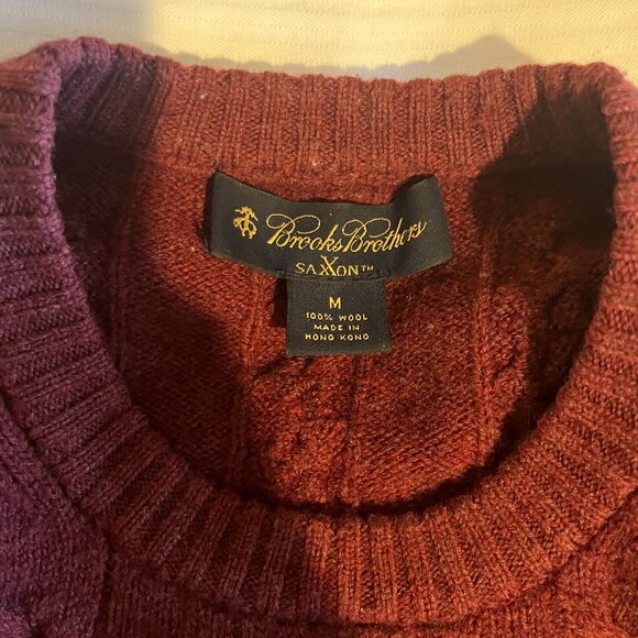 Brooks Brothers Saxon 100% Wool Burgundy sweater Size Medium. - Picture 2 of 3
